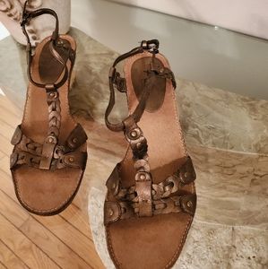 NWOT Aerosoles Bronze Braided Sandal